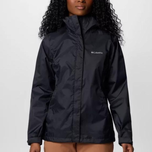 Columbia Jackets & Blazers - Women’s Columbia Omni Tech Arcadia II Rain Proof Jacket with hood medium